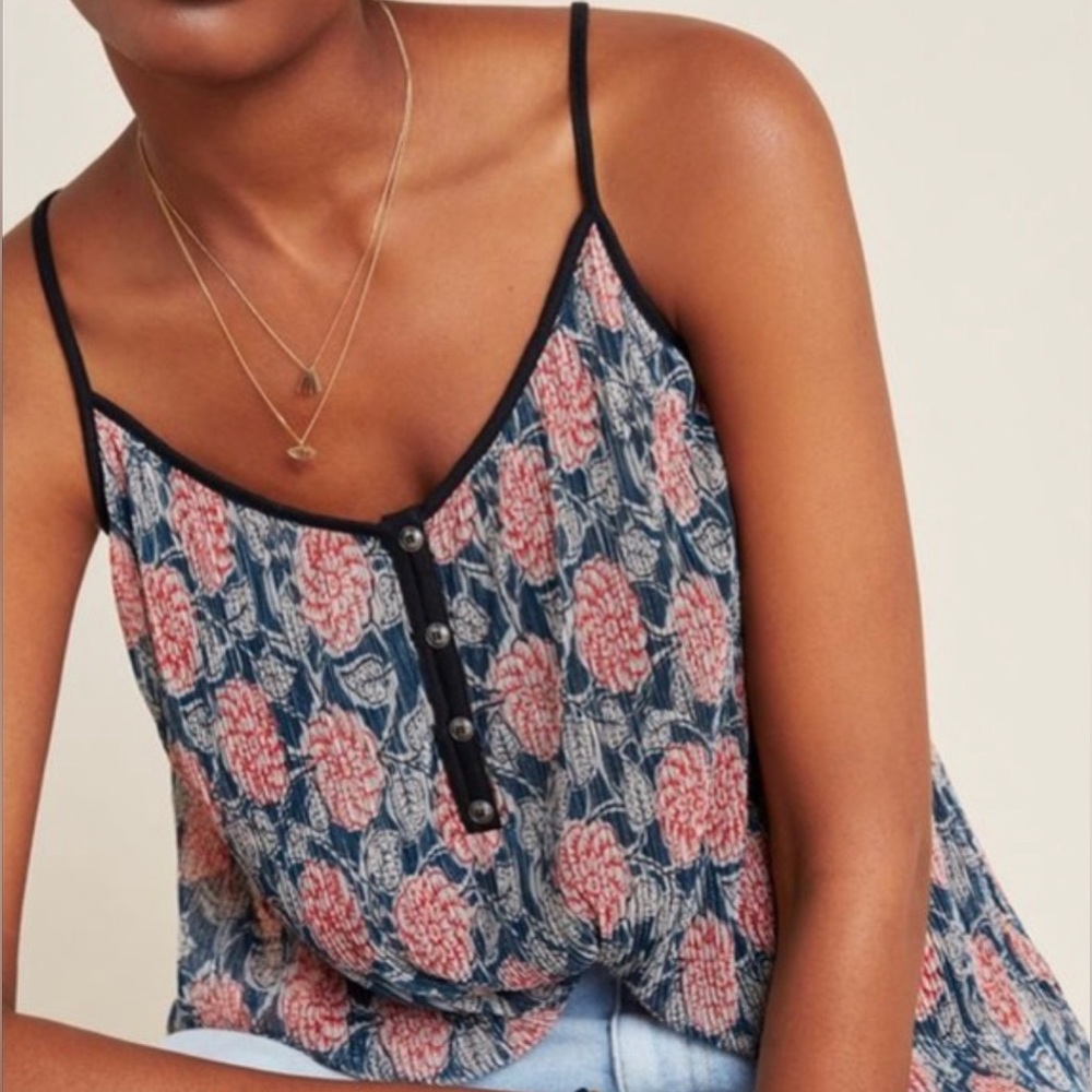 33) Anthropologie NWOT Maeve women floral rose tank top size S
Color: pink/blue